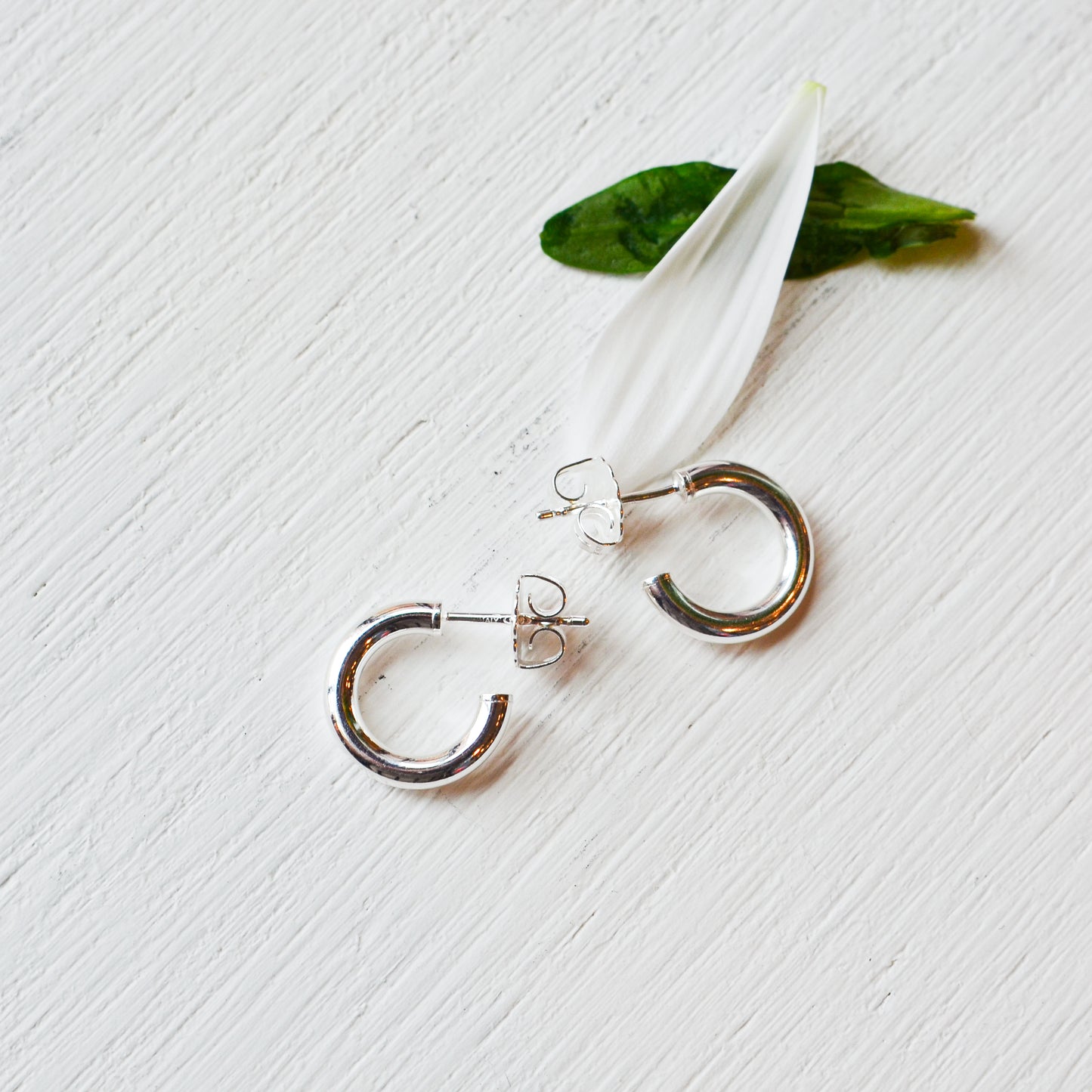 SS 13mm Tube Hoop Earring 689095