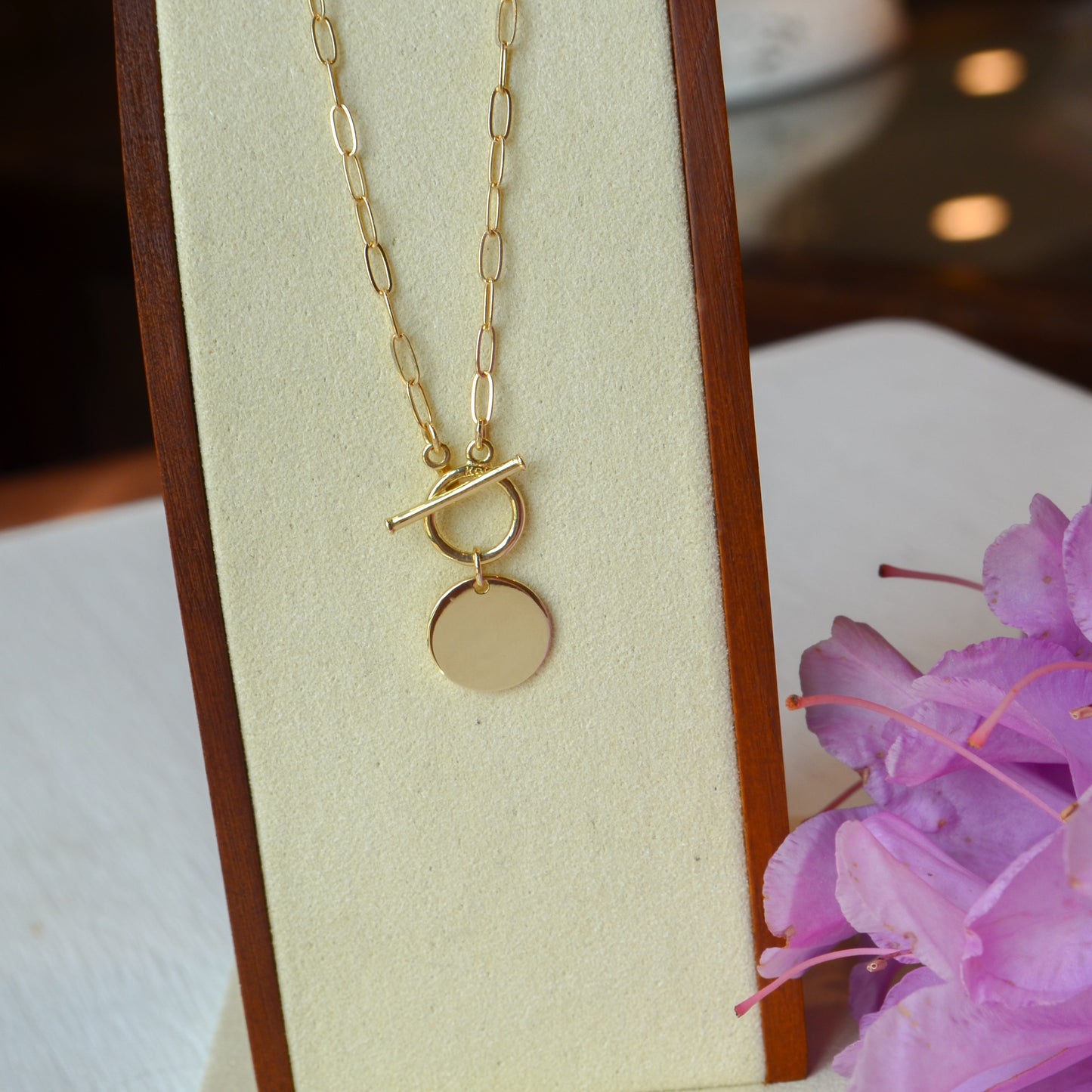 14kY Round Disc Toggle Necklace 88593