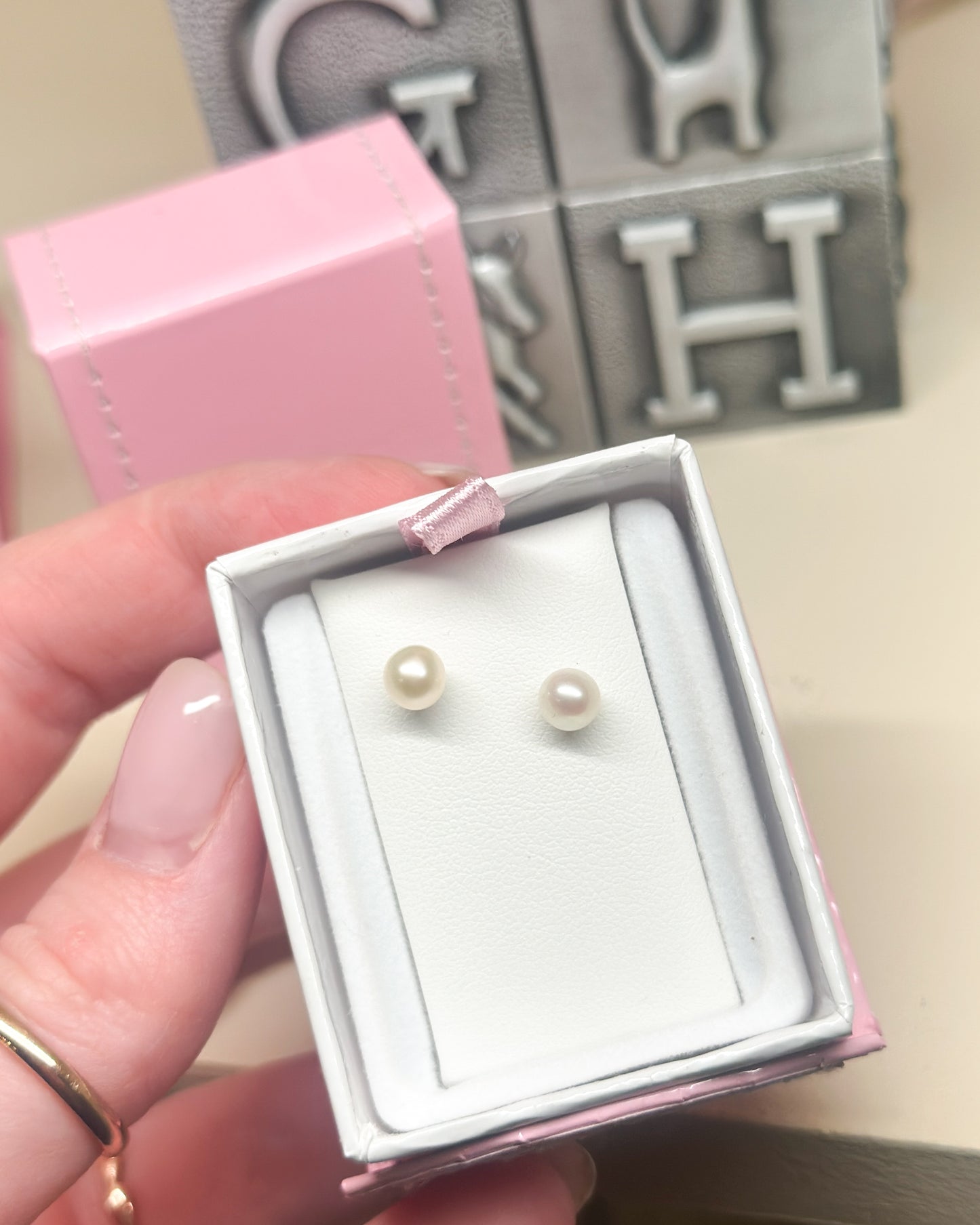 14kY Pearl Stud GE542