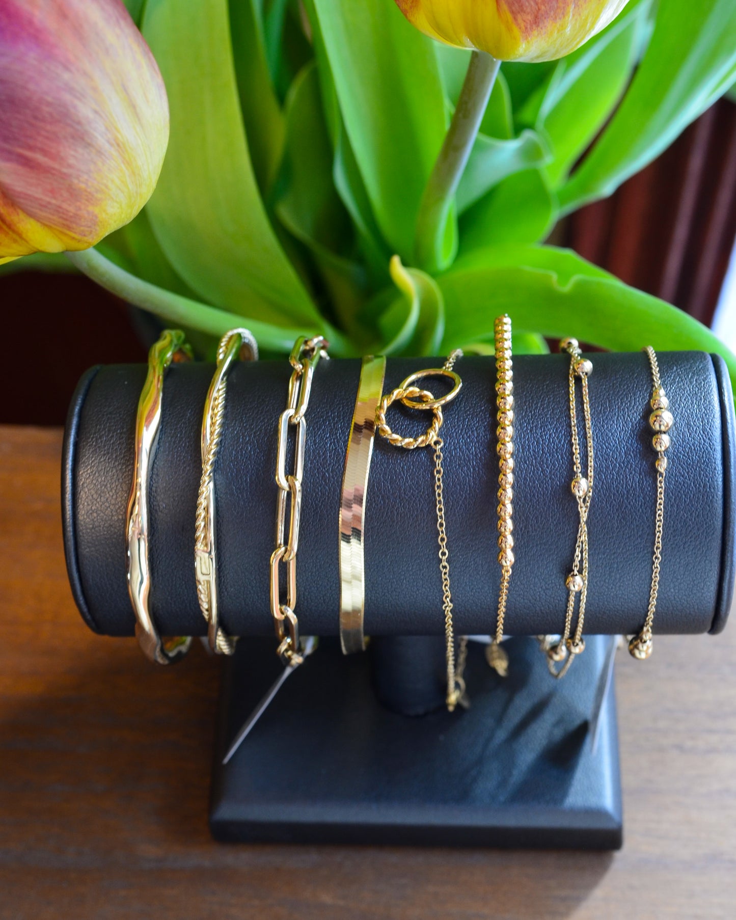 14kY Graduated Bead Bracelet 9025837.5