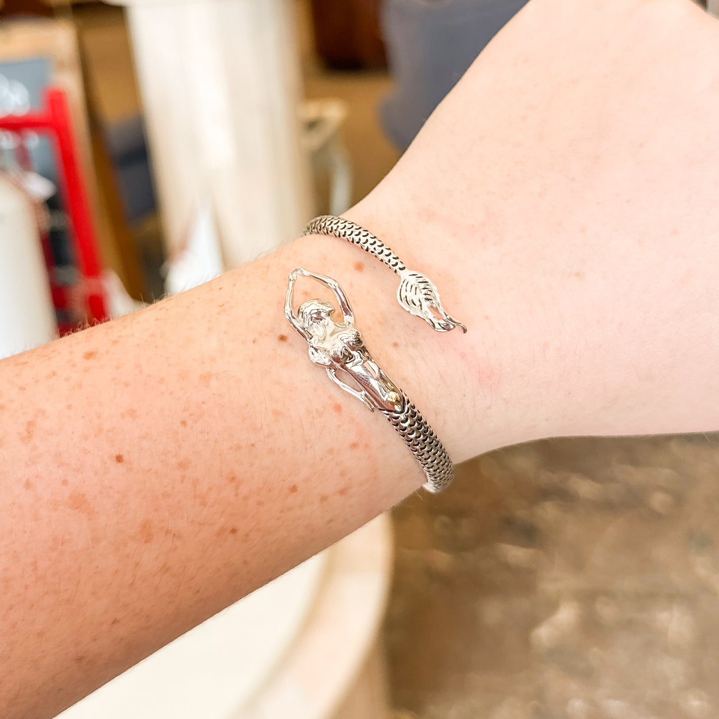 SS Mermaid Bypass Bracelet NB3020-70