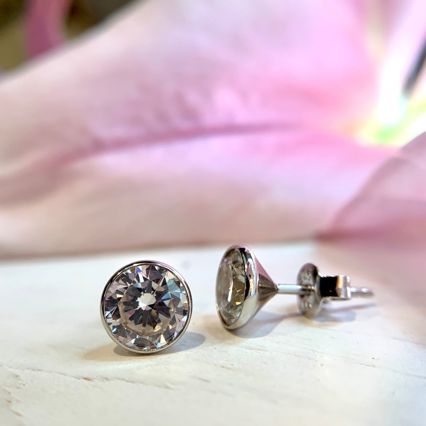 SS 6mm CZ Bezel Stud SES17TLCZ