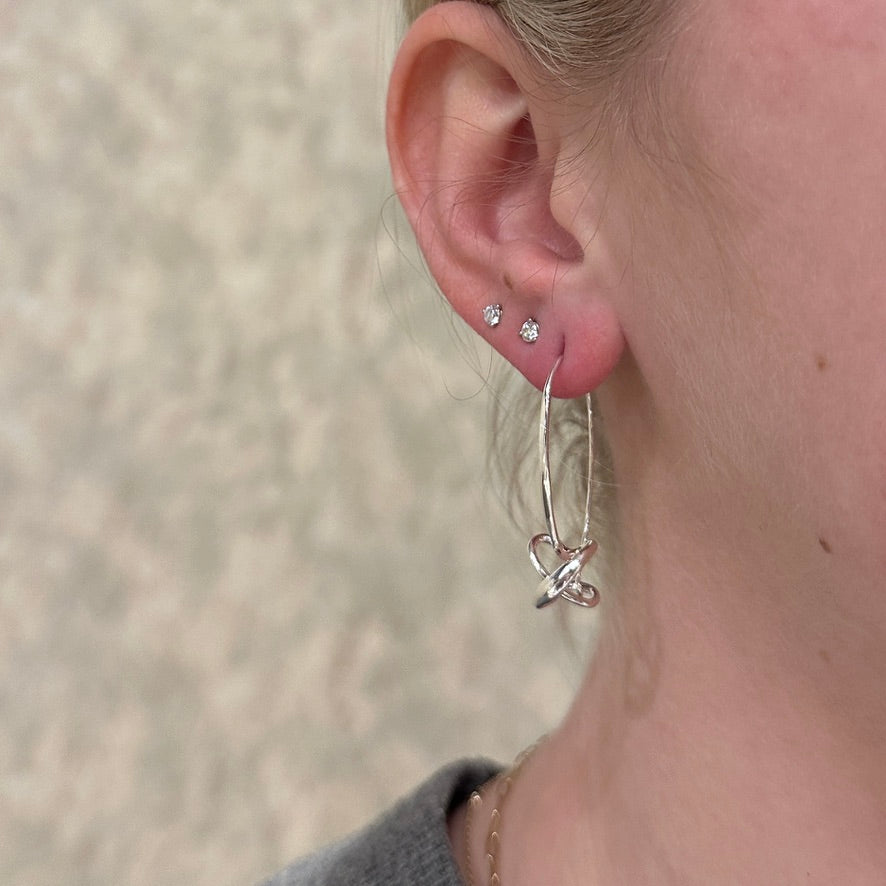 SS Kiss Earring EA67512