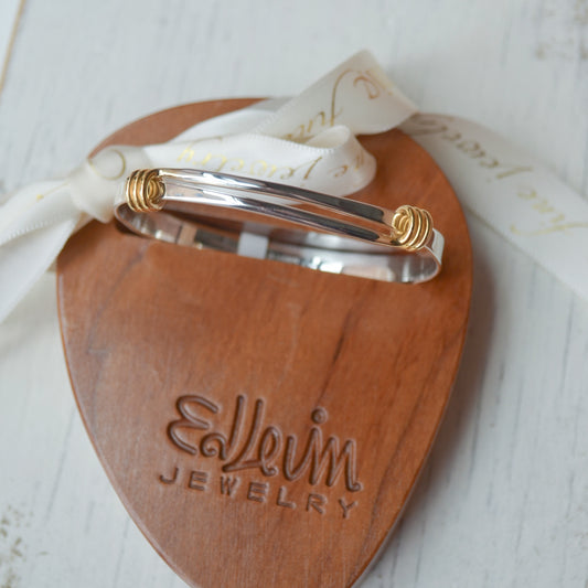 SS/YG Signature Bracelet BR16742W-LM