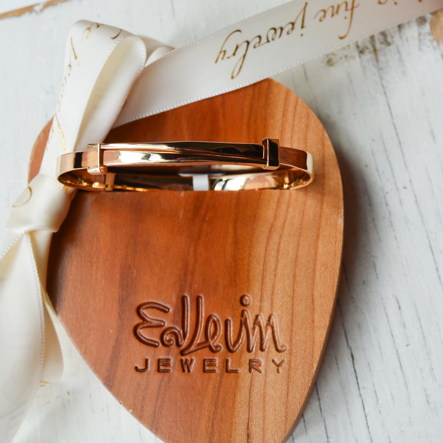 14kY Continental Spring Bracelet BR17422NS-LM