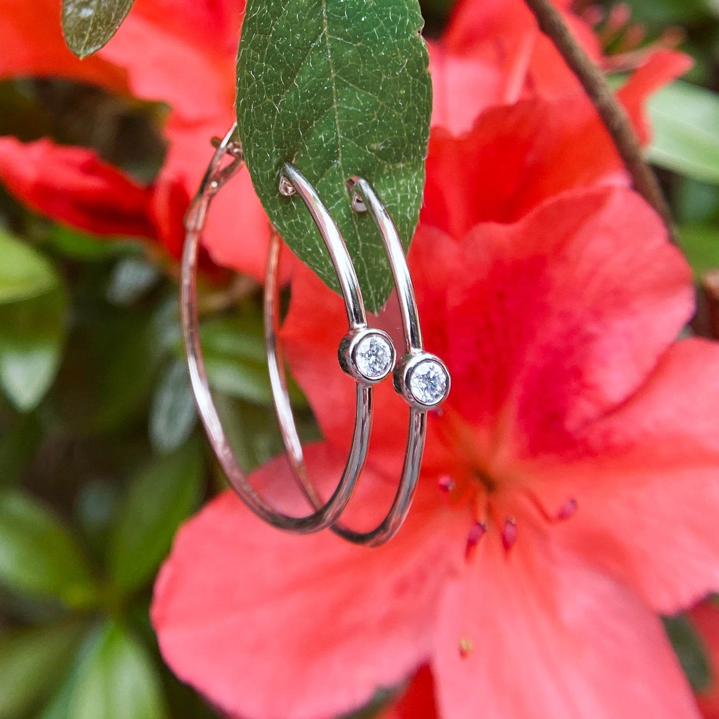 14kW .14ct Diamond Bezel Hoop SC55006063