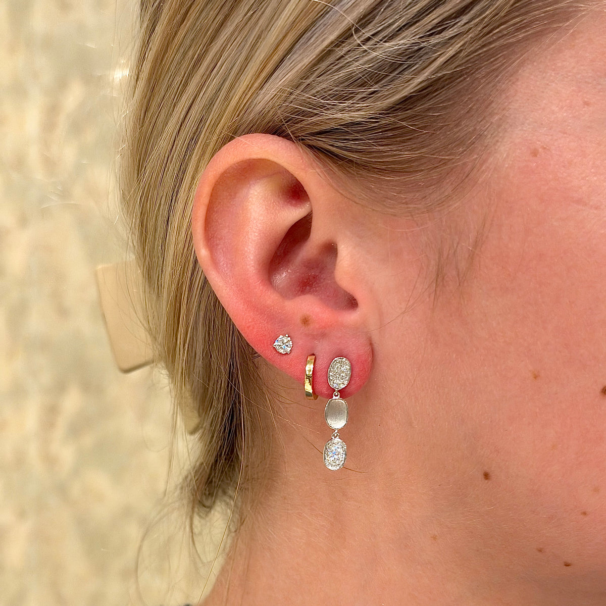 14kW .21cttw Diamond Pavé Matte Earring SC55004886V4