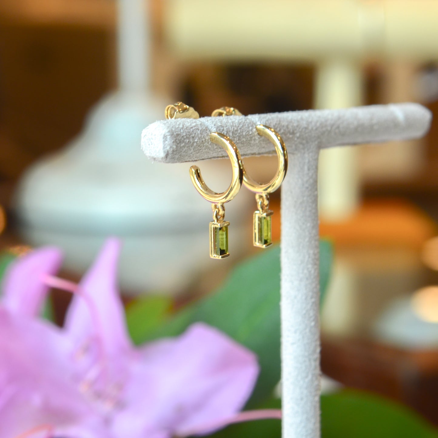 14kY Green Tourmaline Dangle Hoop 88671
