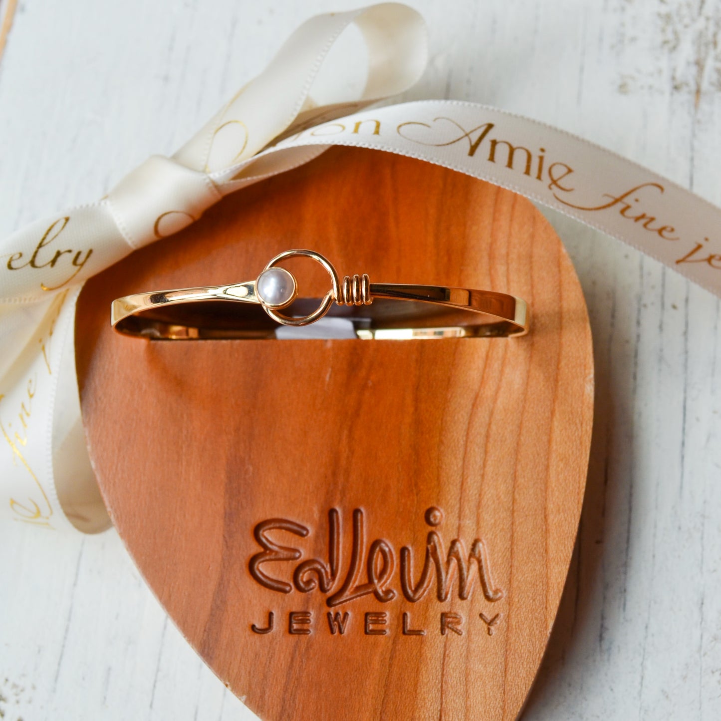 14kY Saratoga Bracelet w/ Pearl BR34122P-LM