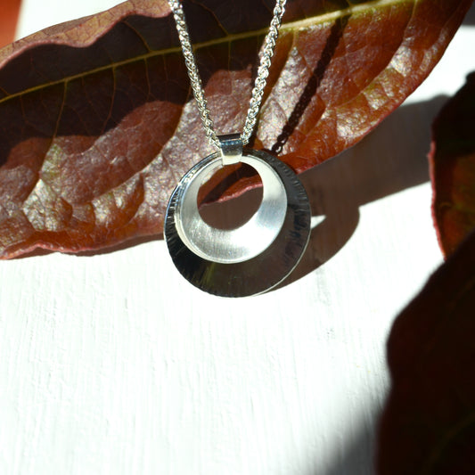 SS Shimmer Necklace PE39812NS-18"