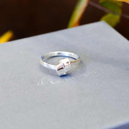 SS Love Knot Ring RI68010-7