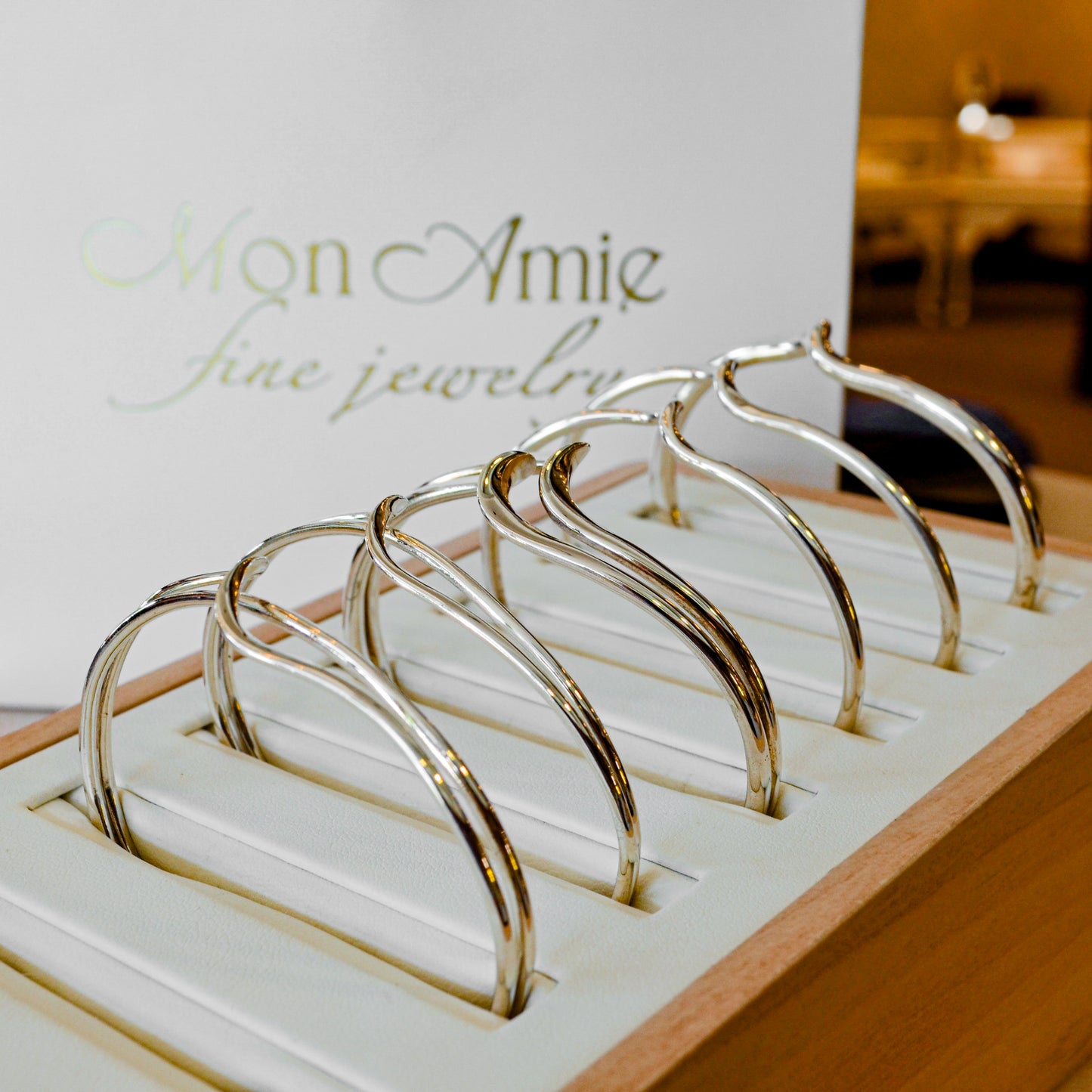 SS Thin Wave Bracelet NB3004-70