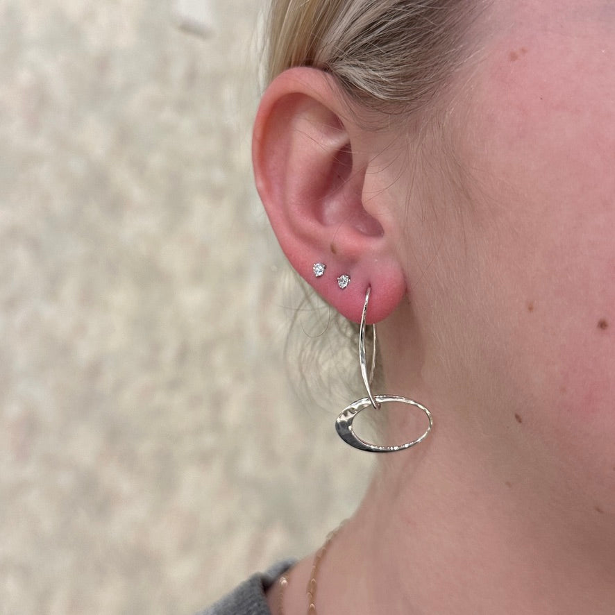 SS Elliptical Elegance Medium Earring EA78612