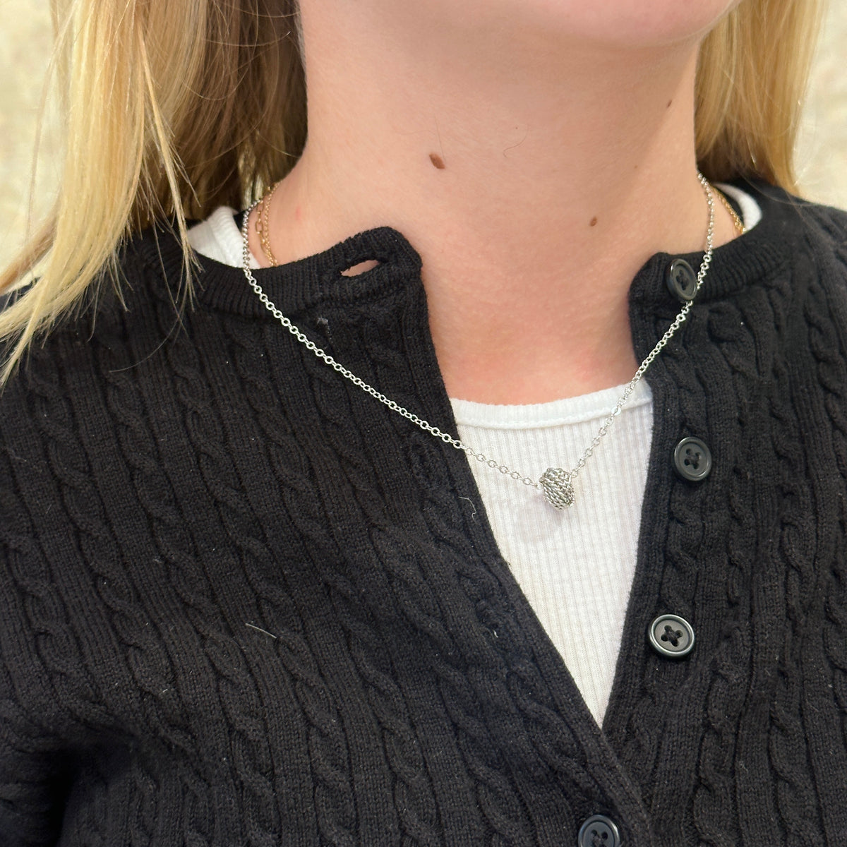 SS Twisted Love Knot Pendant 65/141