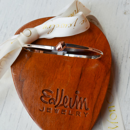 SS/RG Petite Love Knot Bracelet BR68142WR-LM