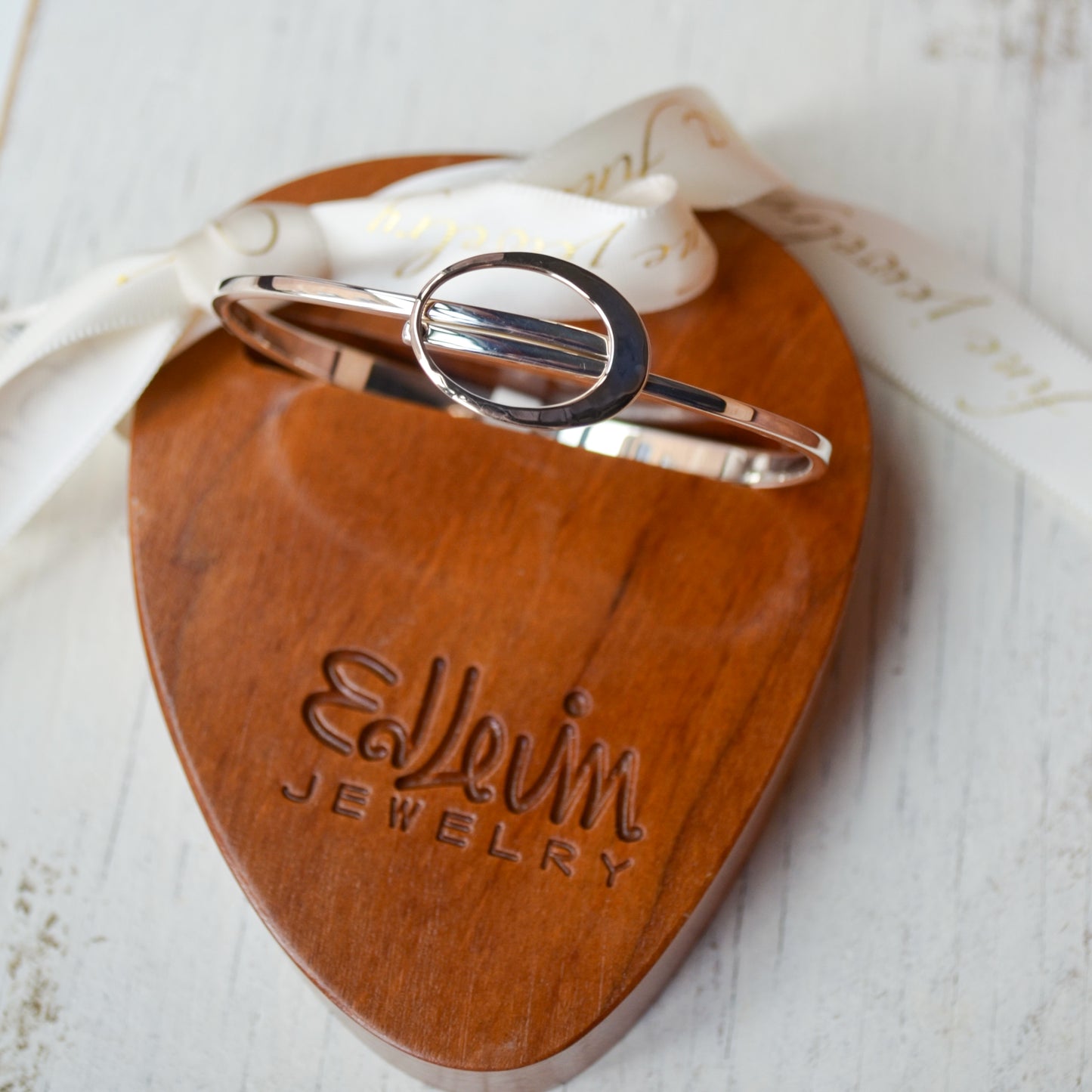 SS Elliptical Ellegance Bracelet BR78612NS-LM