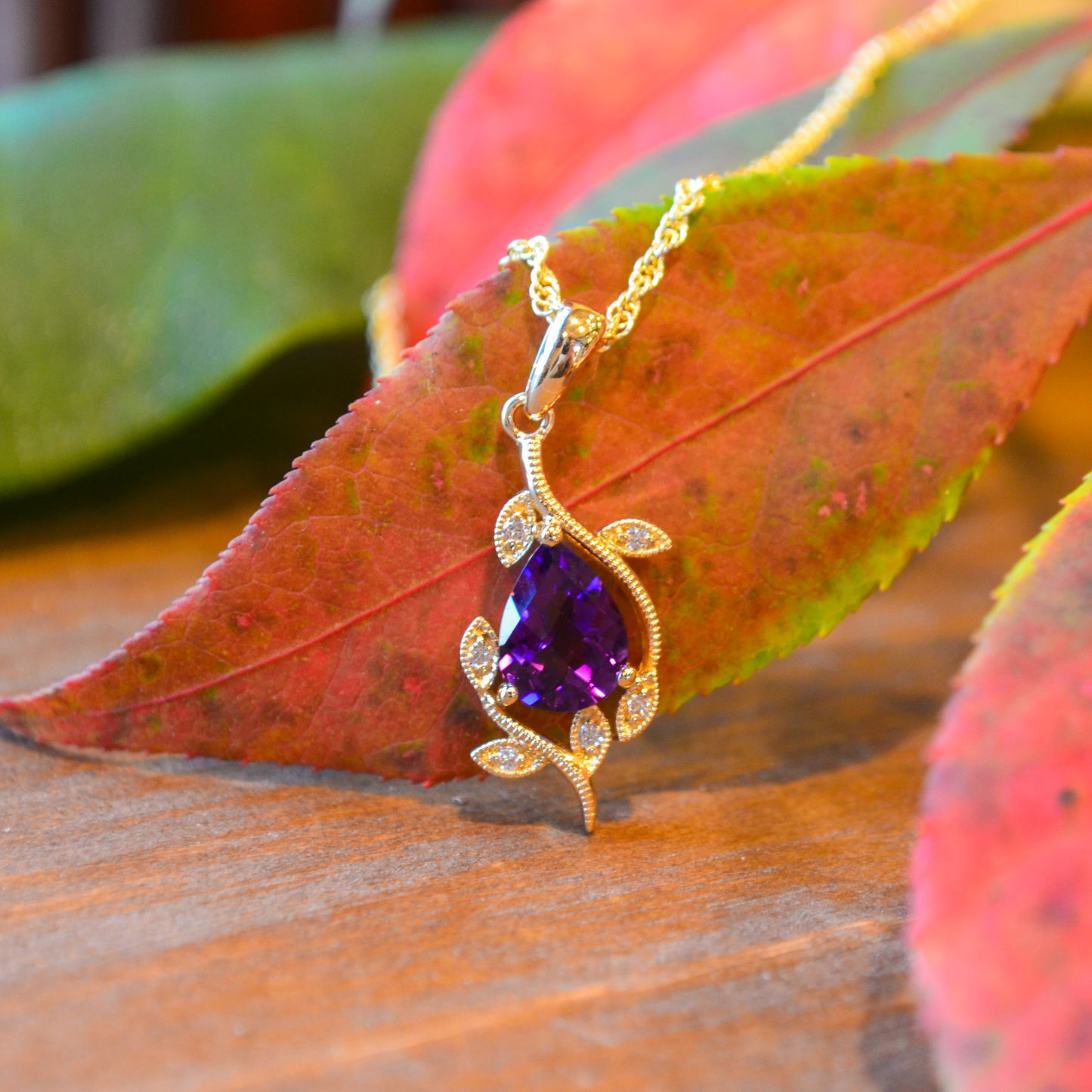 14kY .88ct Amethyst .05ct Dia Necklace N8619