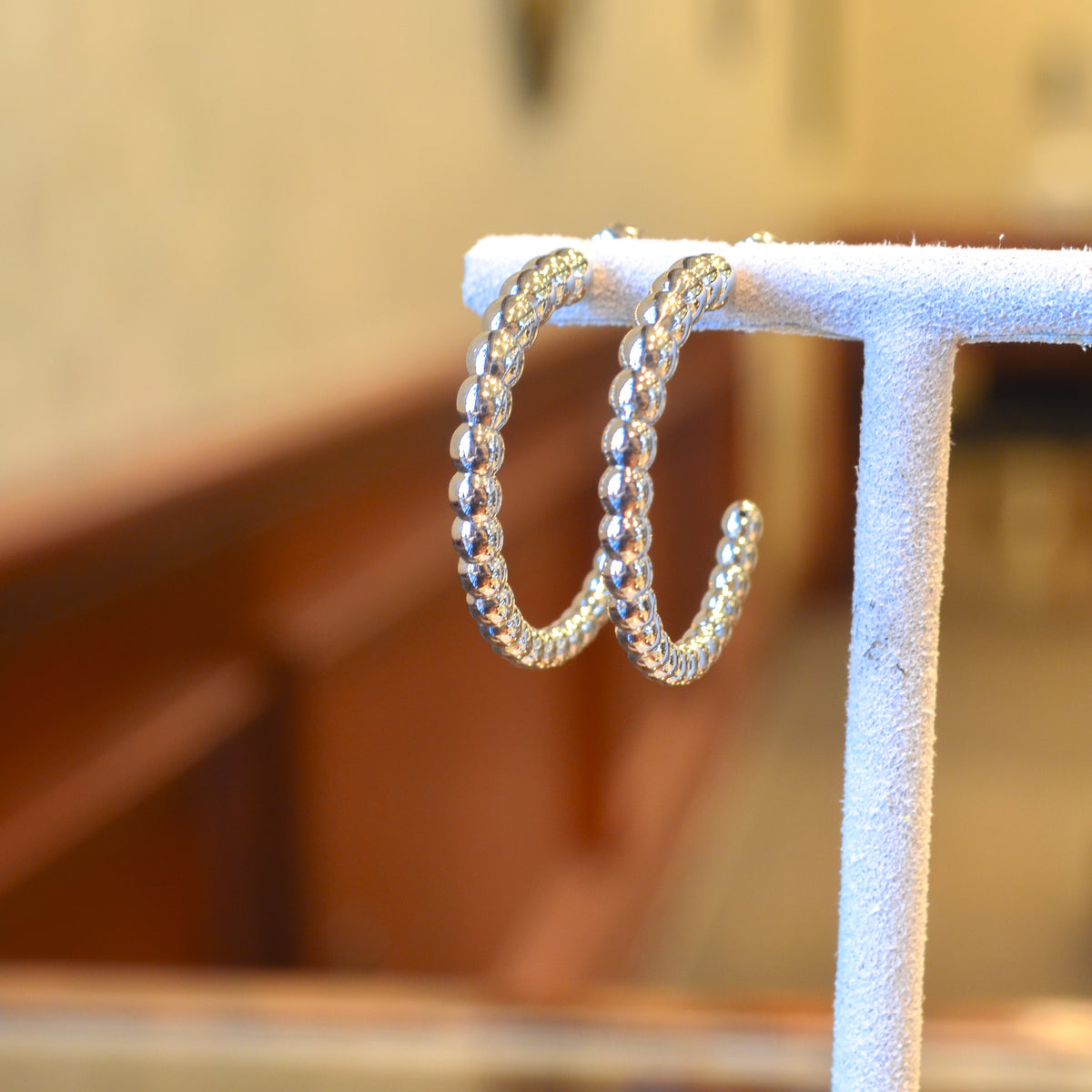 SS Graduated Bead Half Hoop 71/254
