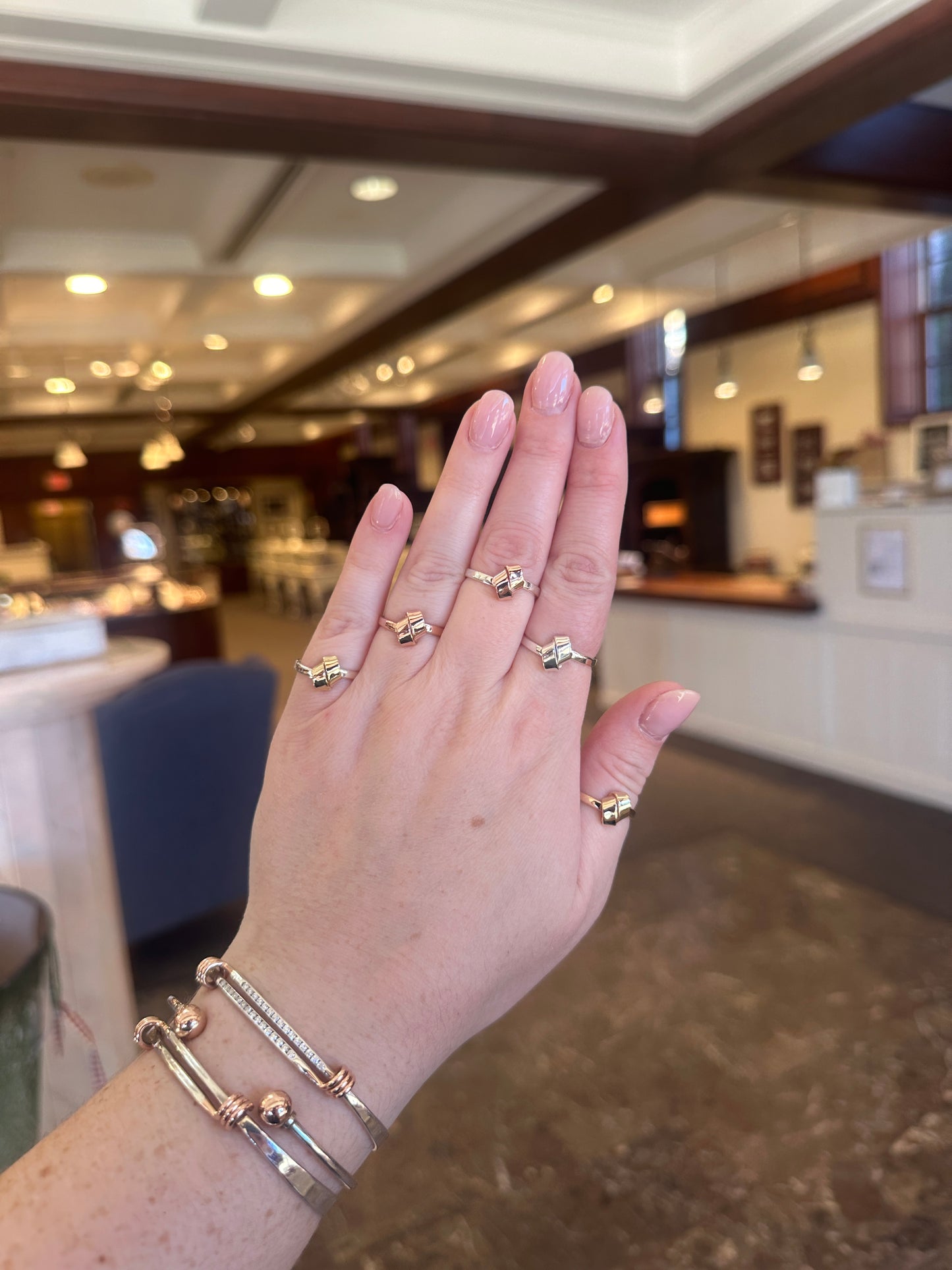 SS Love Knot Ring RI68010-7