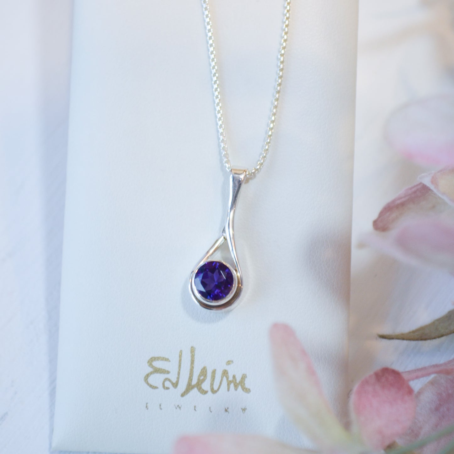SS Desire Pendant w/ Amethyst PE74412FA-18