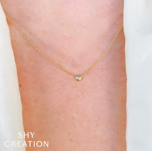 14kY .05ct Diamond Bezel Necklace SC55003229