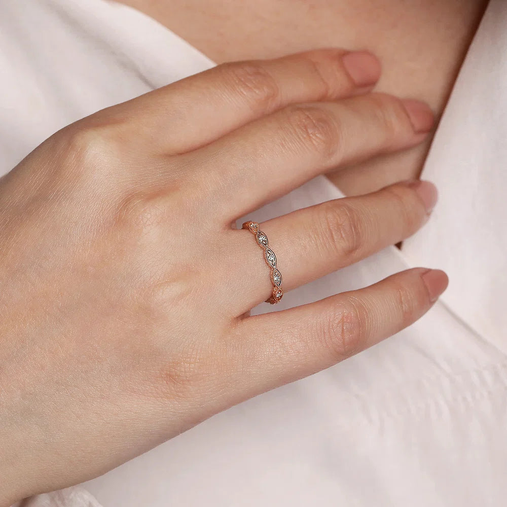 14kR .11ct Diamond Ring LR4381K45JJ