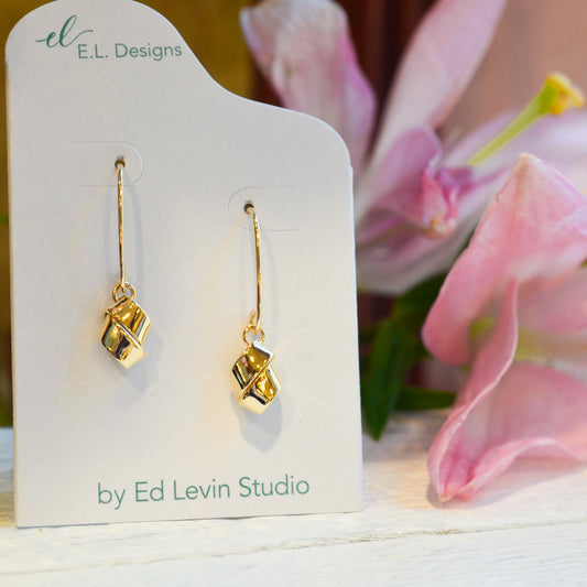 14kY Love Knot Dangle Earring EA48022