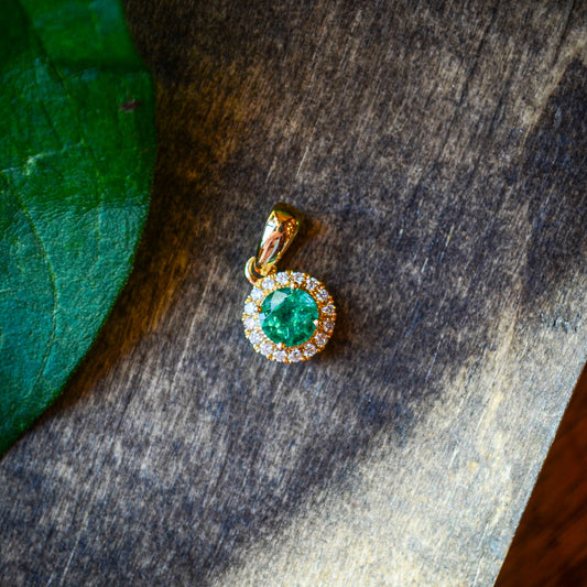 14kY .38ct Emerald .07cttw Diamond Pendant TPQ7120NE