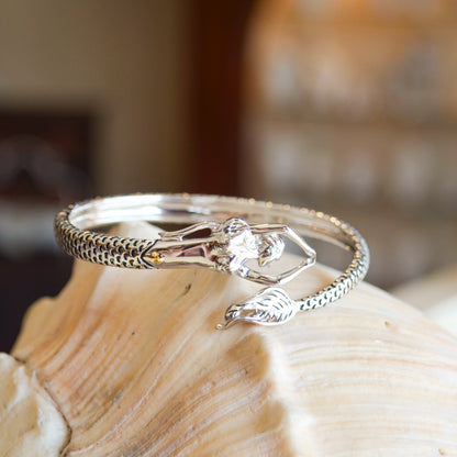 SS Mermaid Bypass Bracelet NB3020-70