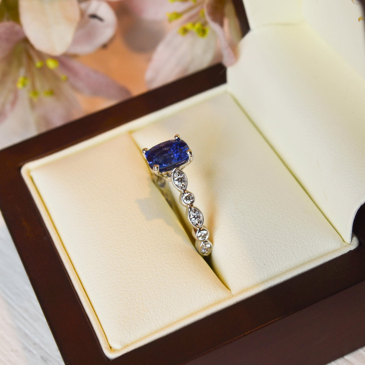 14kW 1.59ct Antique Cush Sapphire .25cttw Diamond Ring CR19800