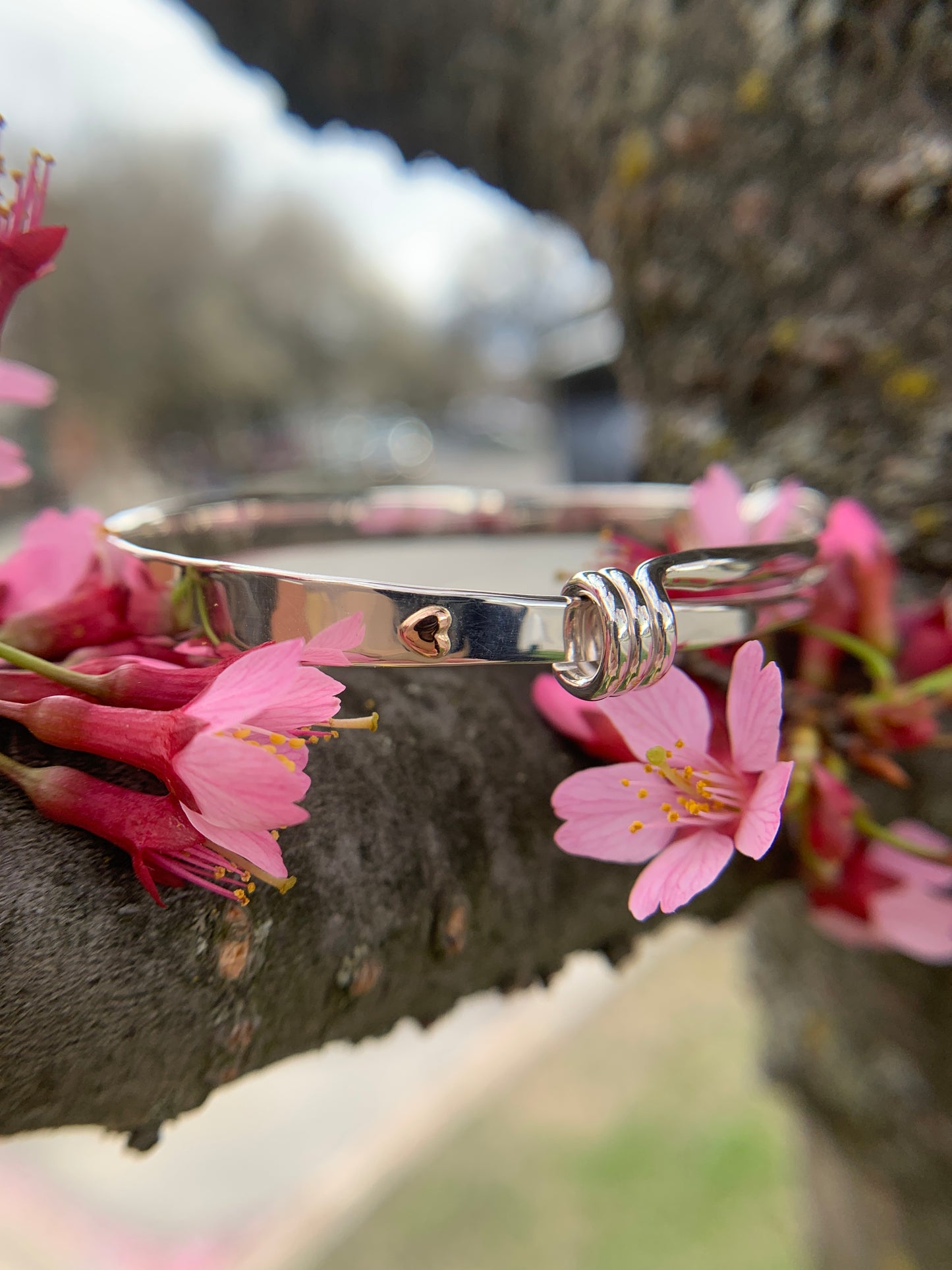 SS Signature w/ 1 Heart BR16712A-LM