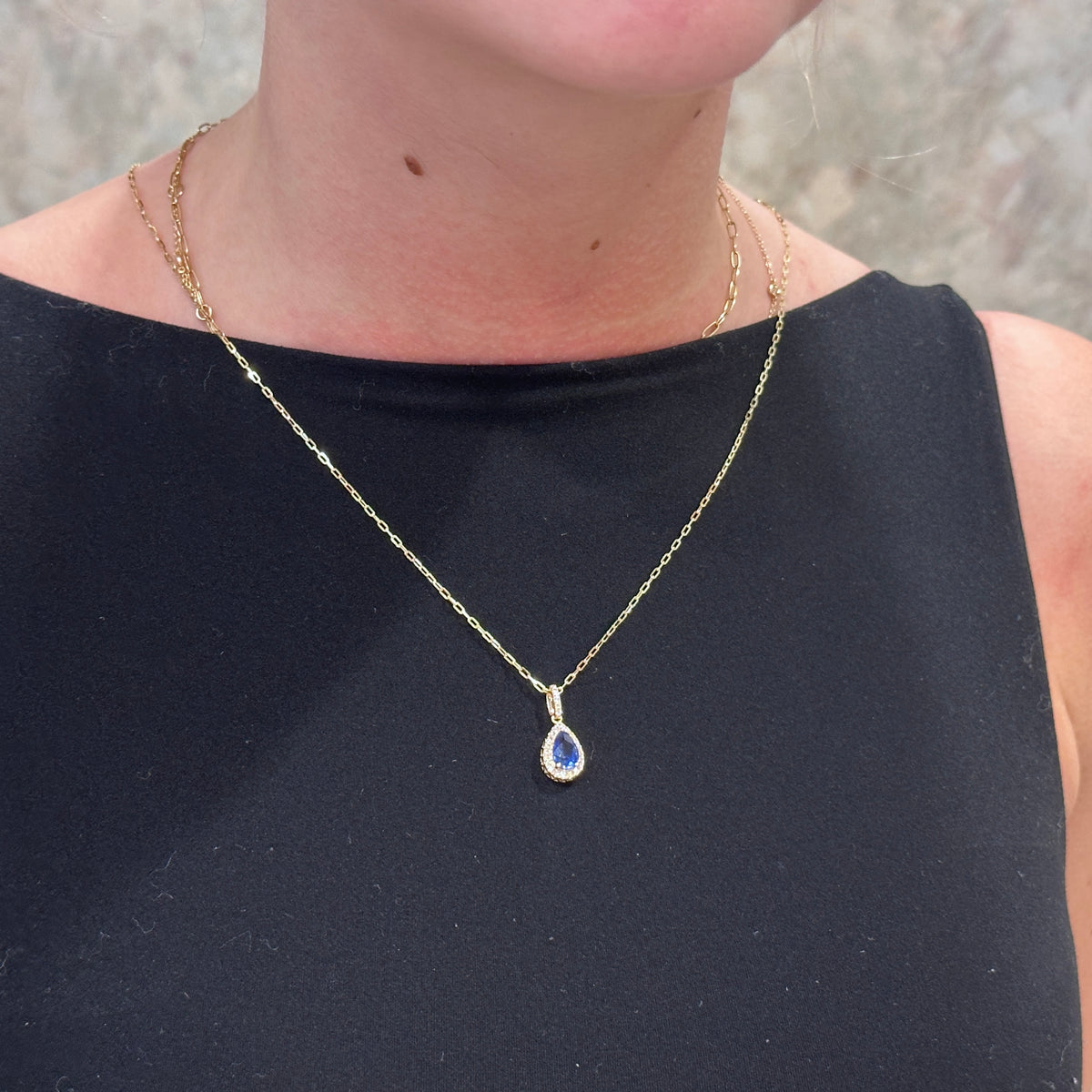 14kY 1.54ct Ceylon Sapphire .16cttw Diamond Halo Pendant