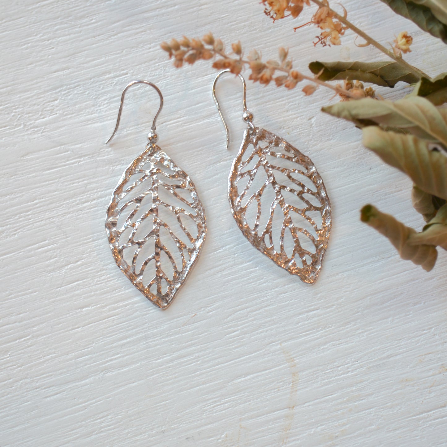 SS Dangle Leaf Earring SE04FLA