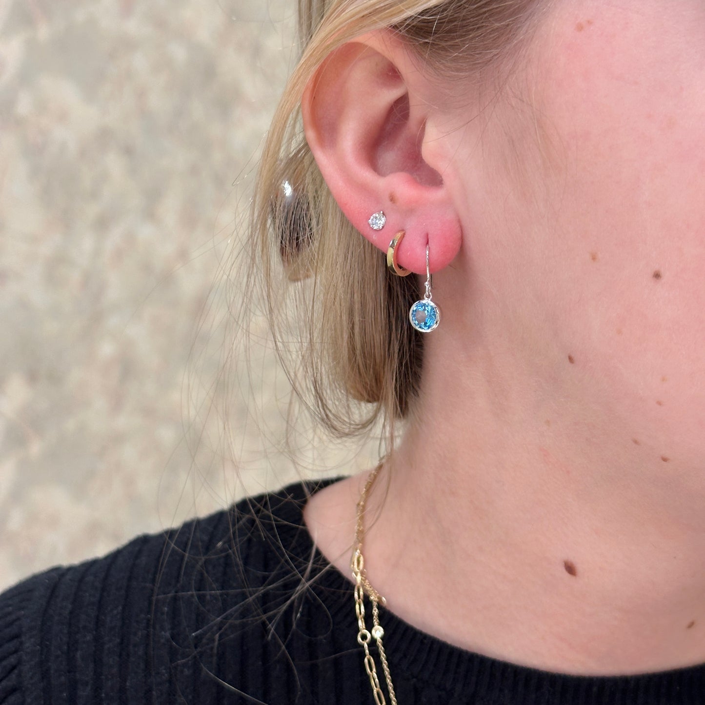 SS 6mm Blue Topaz Dangle Earring