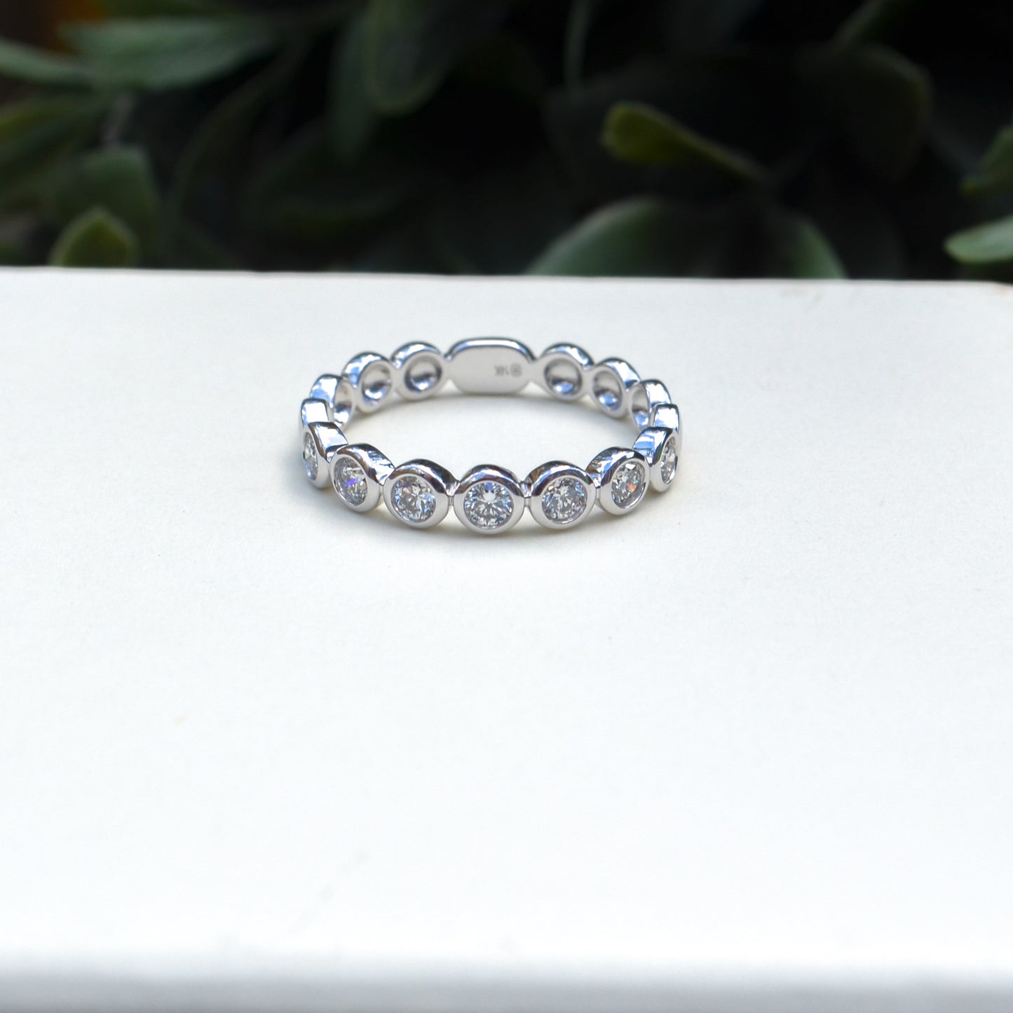 14kW .60cttw Diamond Bezel Band SC55022498 - 9