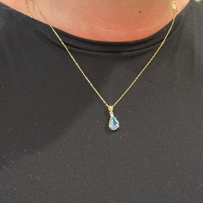 14kY 1.43ct Aquamarine .02ct Diamond Pendant