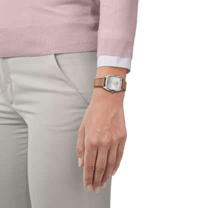 Tissot Stylist 32x32mm T159.909.16.031.00