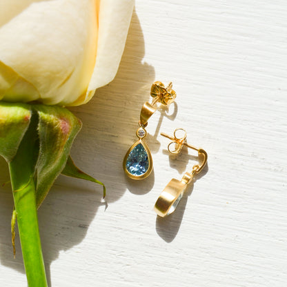 14kY 1.86cttw Aquamarine .04cttw Diamond Dangle Earring