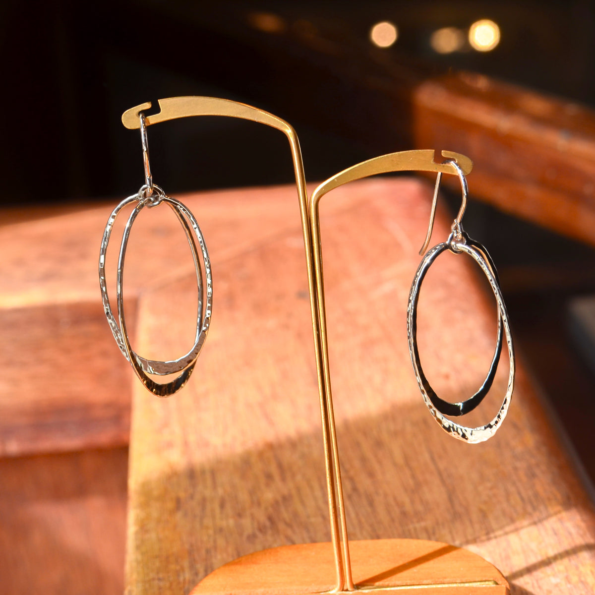 SS Oval Hammered Earring 13592-SS