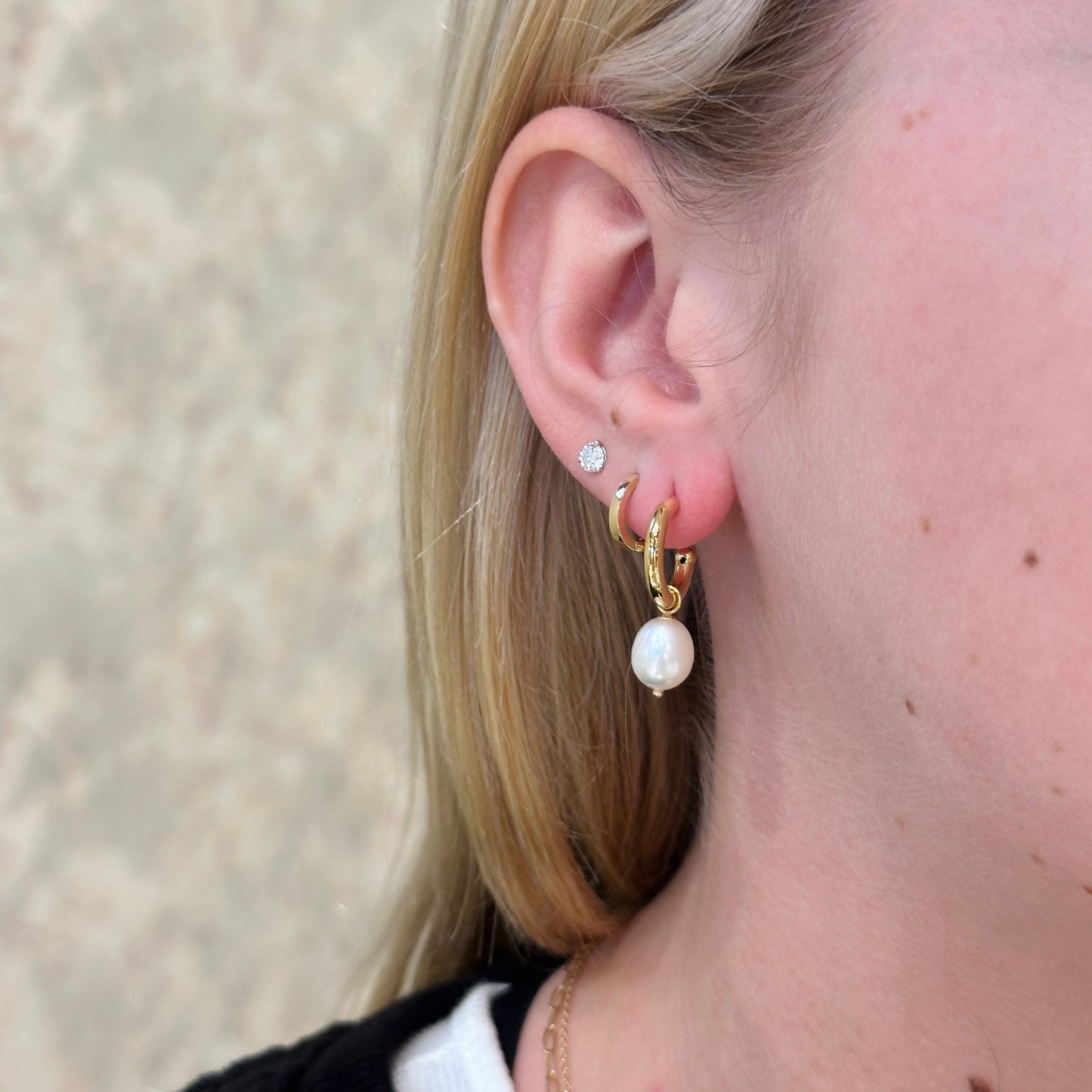 14kY Pearl Drop Hoop 03/601FWP