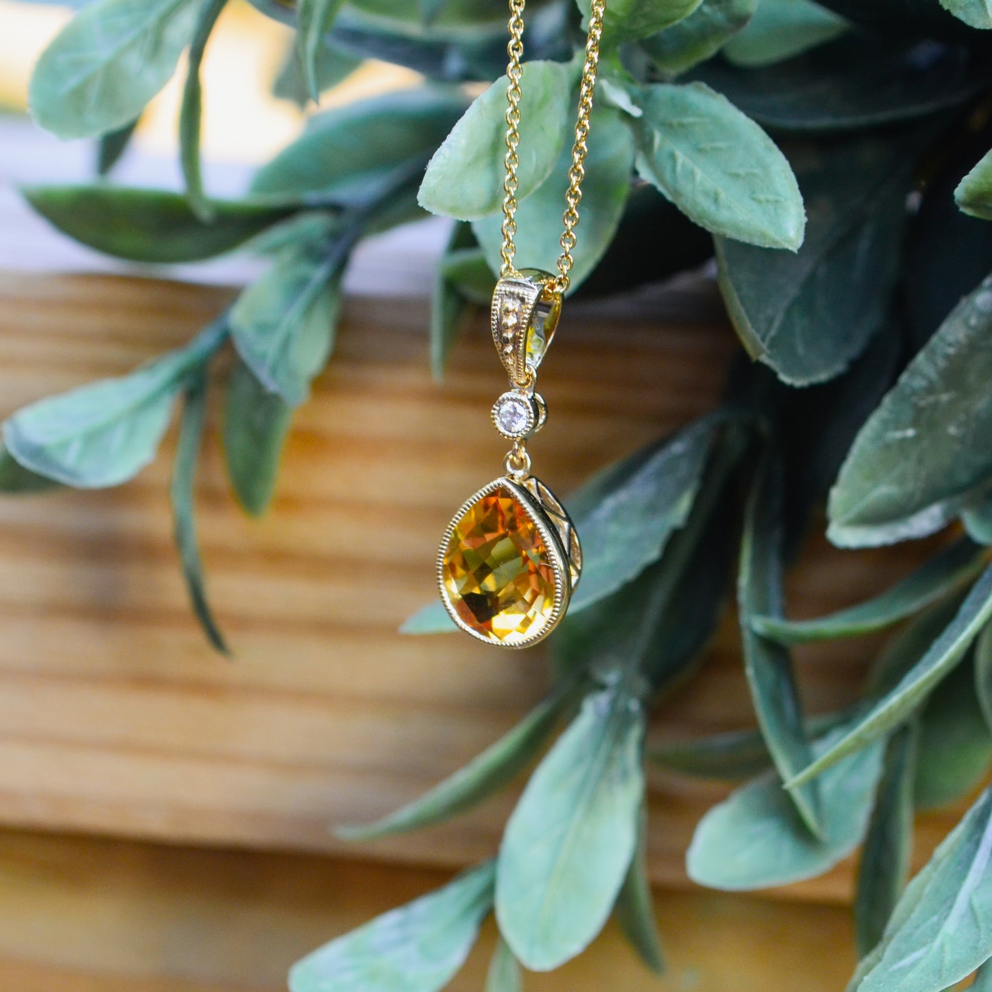 14kY 1.66ct Citrine & .02ct Diamond Pendant TPA5753NCT
