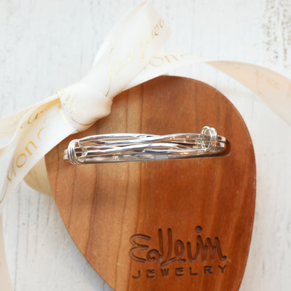 SS Signature Twist Bracelet BR26812-LM