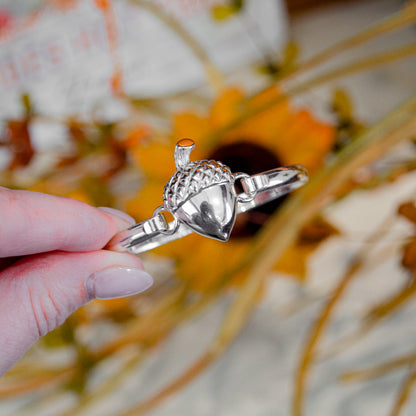 SS Acorn Clasp SB5638