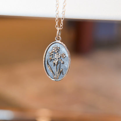 SS Narcissus Flower Necklace 65906318 - 18.5"