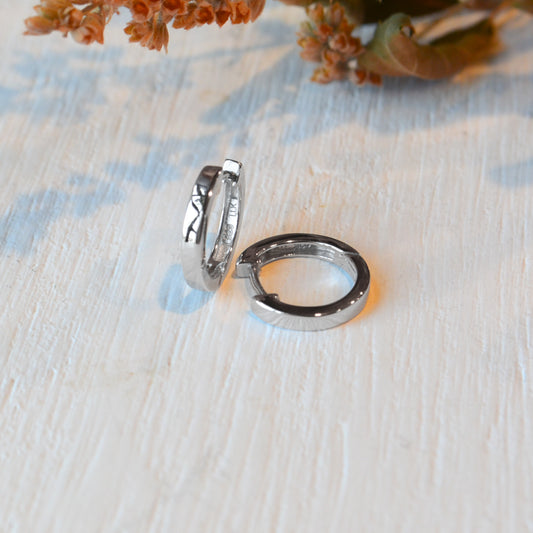 SS 14mm Hinged Huggie Hoop SEY52TL