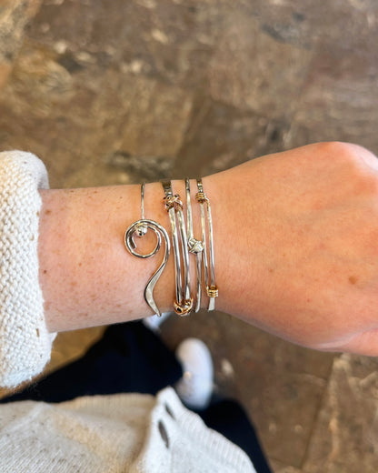 SS Petite Love Knot Bracelet BR68112-LM