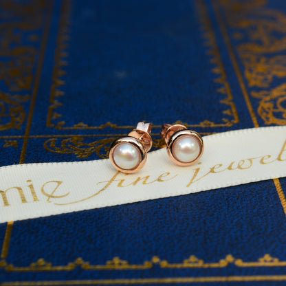 14kR Cultured Pearl Bezel Stud SC55025174