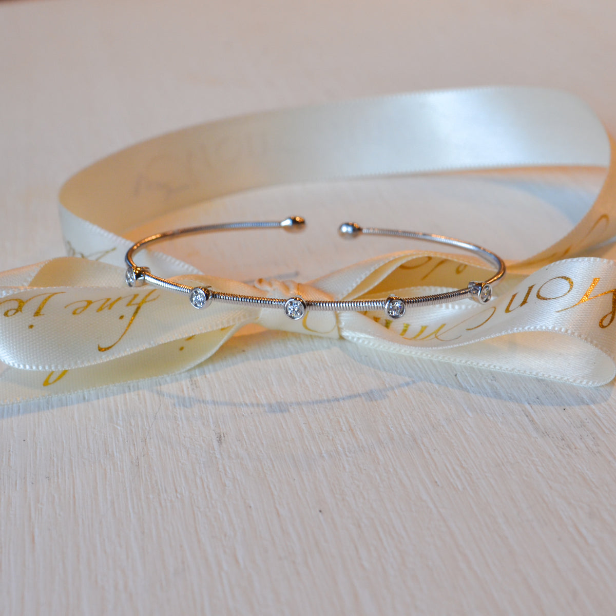 14kW .11cttw Diamond Bezel Station Flexible Cuff Bracelet B22001126V2ZS
