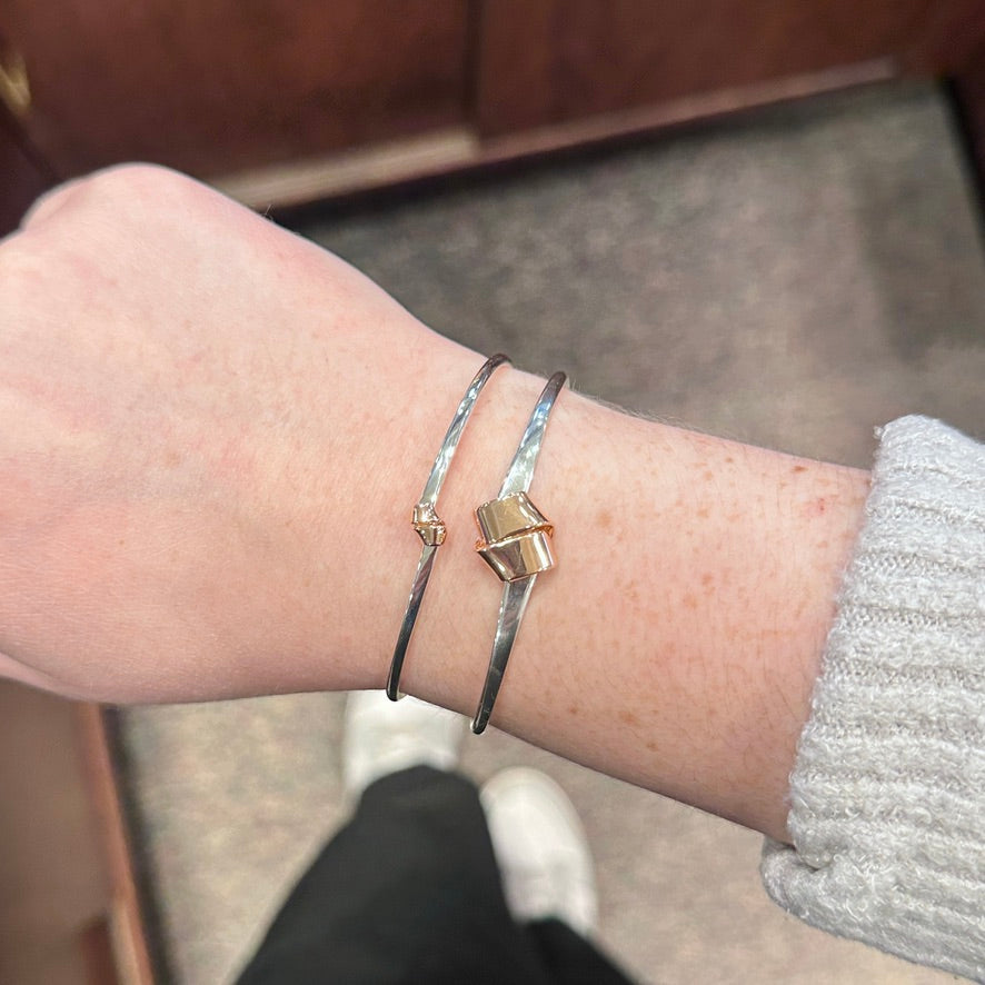 SS/RG Love Knot Bracelet BR68042-LM