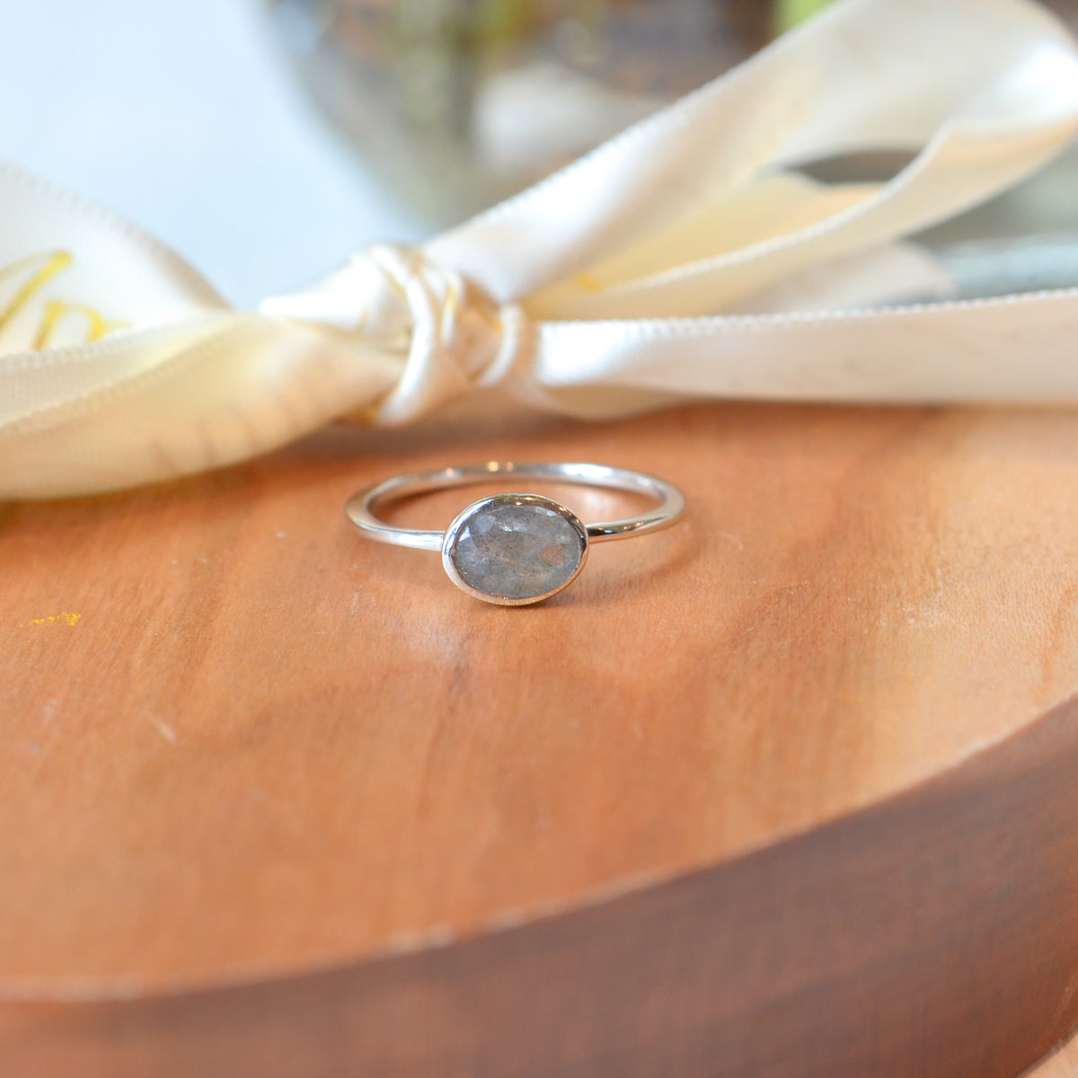 SS Labradorite 6mm Bezel Ring A29 - 28/HLB14
